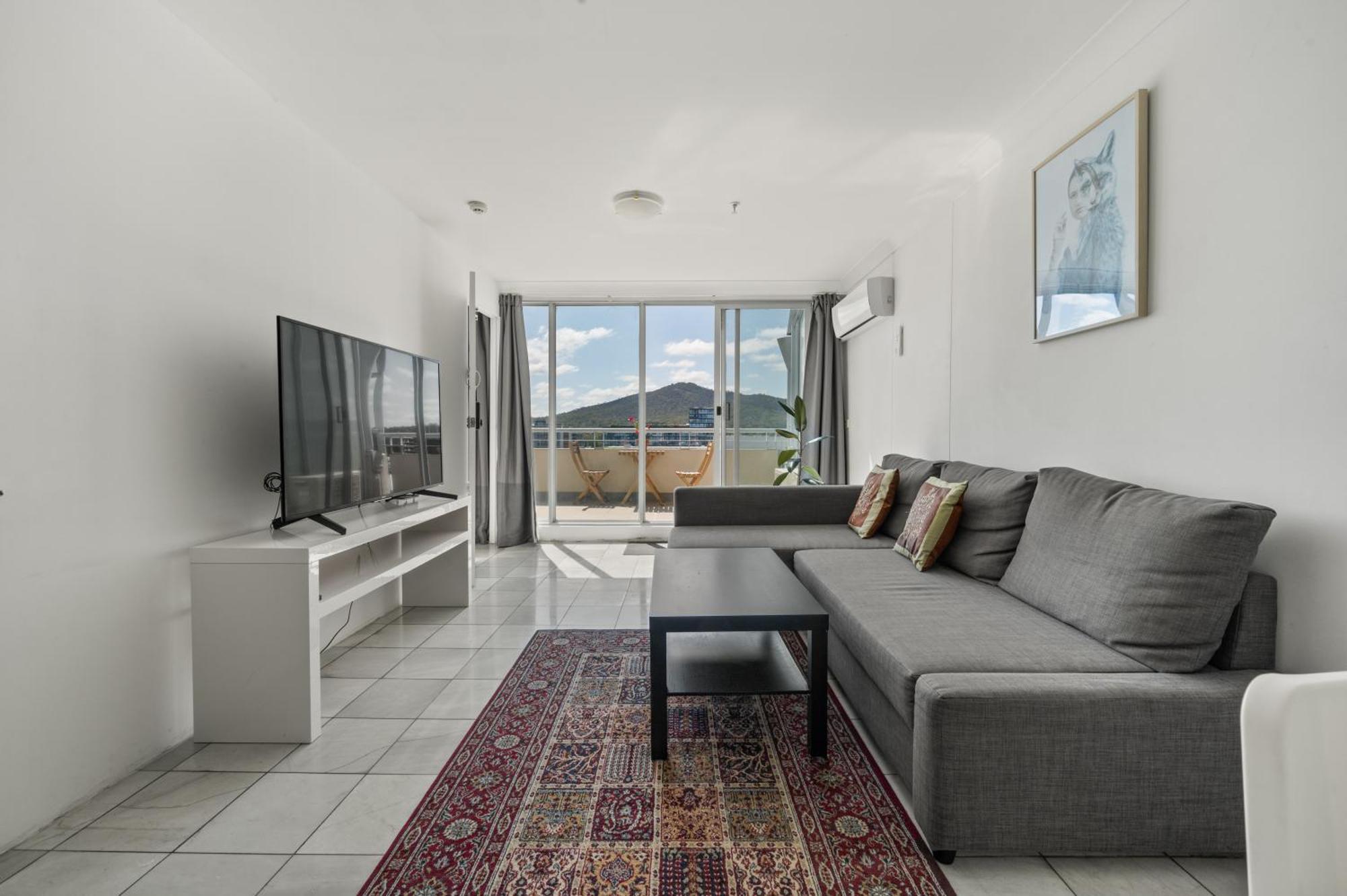 Dana-Private Room In A Shared Duplex Apartment -1 堪培拉 外观 照片