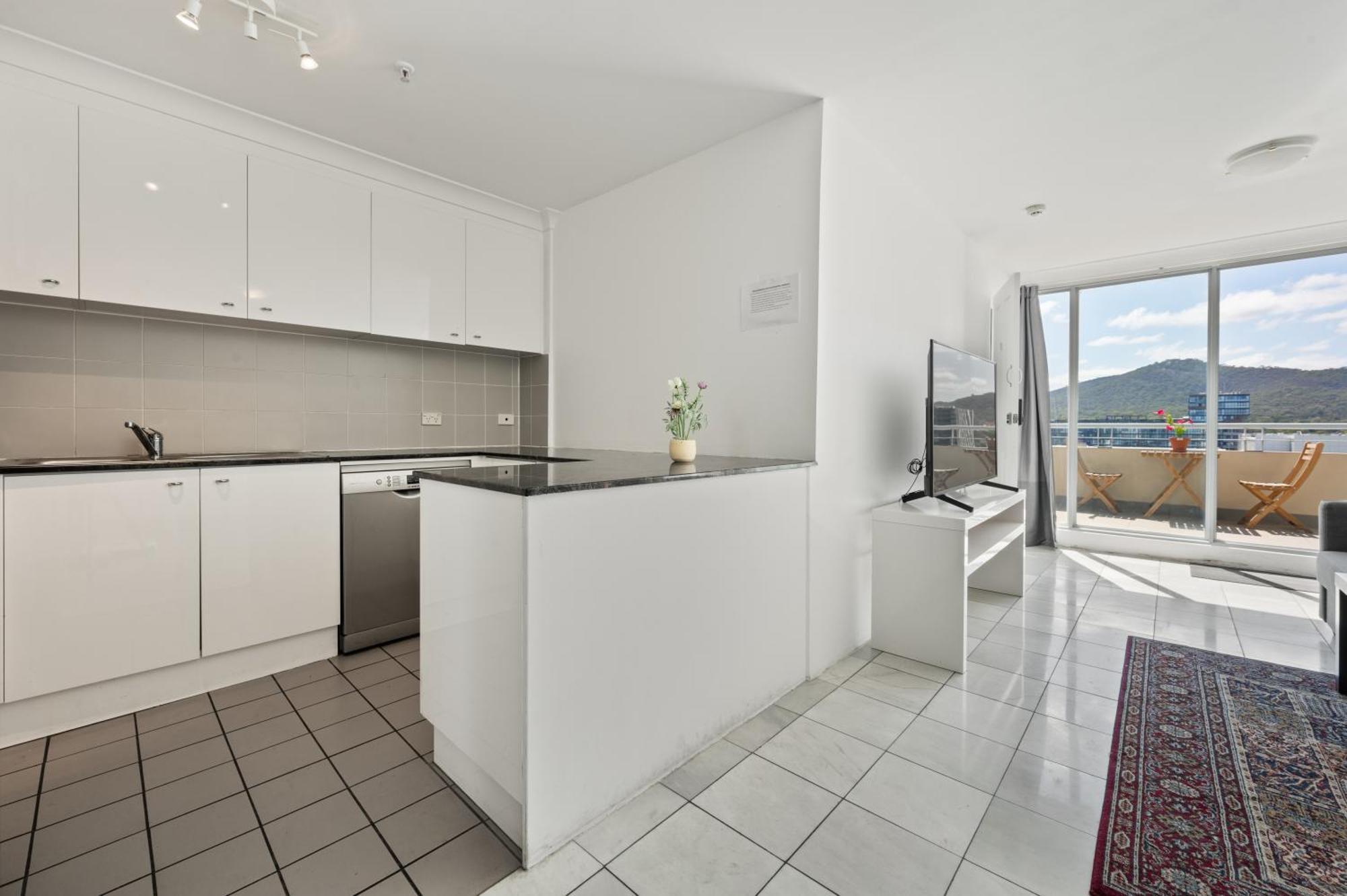 Dana-Private Room In A Shared Duplex Apartment -1 堪培拉 外观 照片