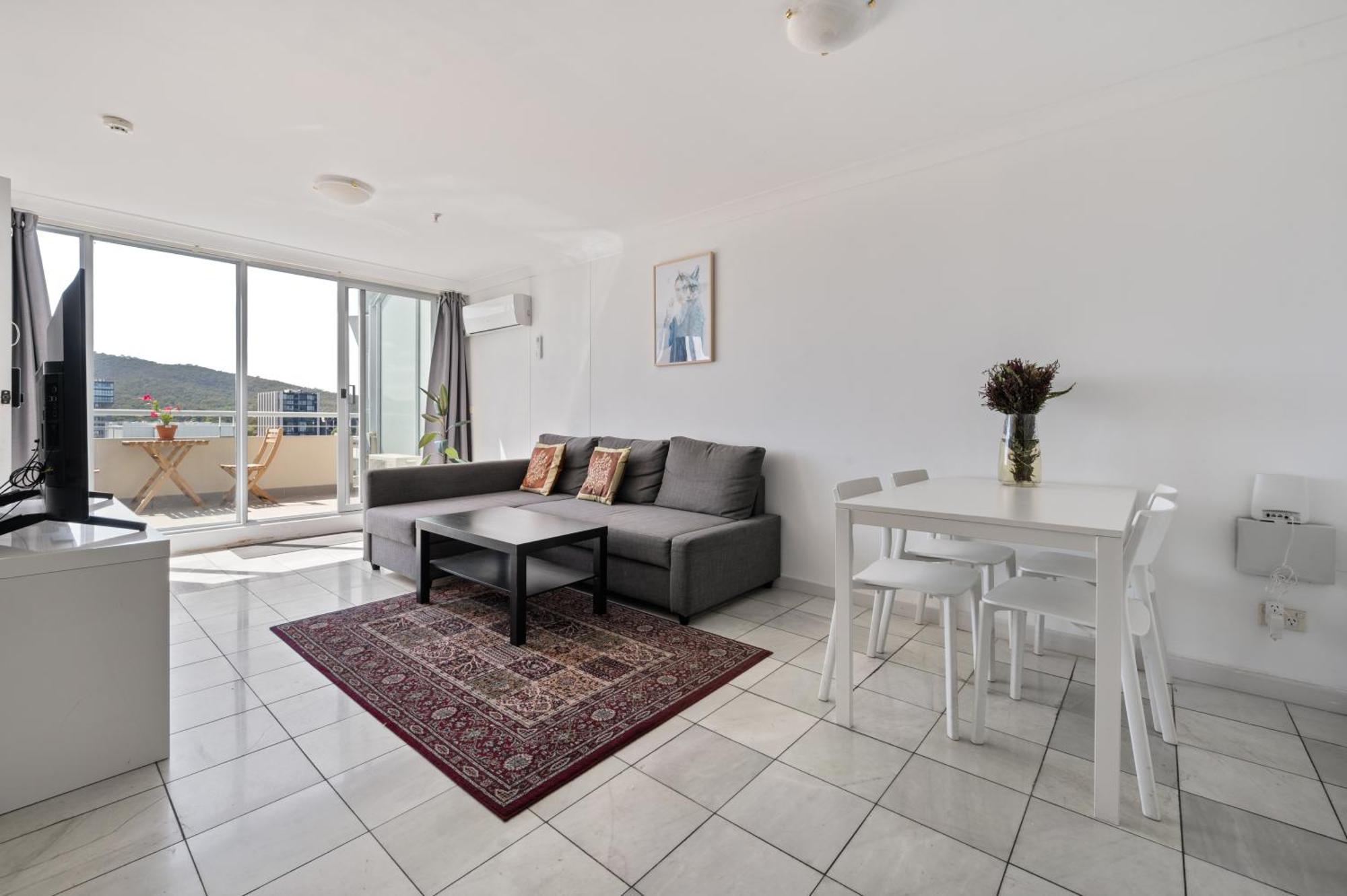 Dana-Private Room In A Shared Duplex Apartment -1 堪培拉 外观 照片